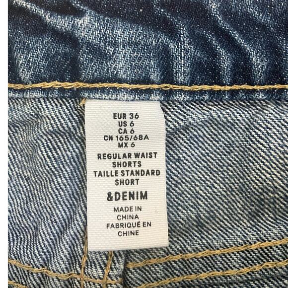 H&M &Denim Distressed Denim Shorts Size 6 - Picture 4 of 4